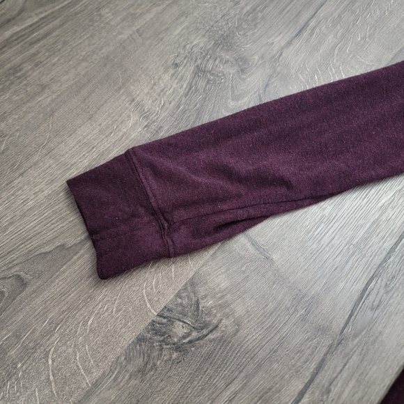 Matty M size S purple scoop neck long sleeve top - Picture 3 of 4